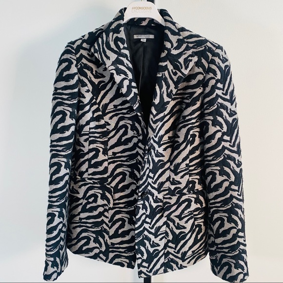 Anne Klein New York Black & Gray Zebra Jacquard Blazer Jacket Size 2 - Picture 2 of 8